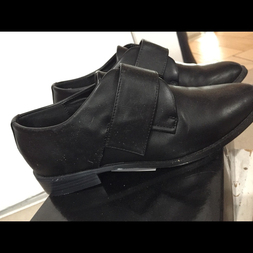 Jus fab black shoes